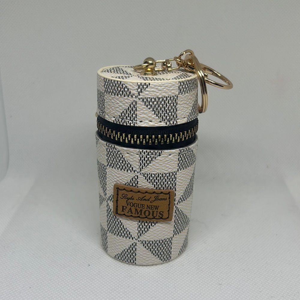 Classic Faux Leather Coin Purse with Zipper and Keychain
